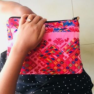 Handwoven purse